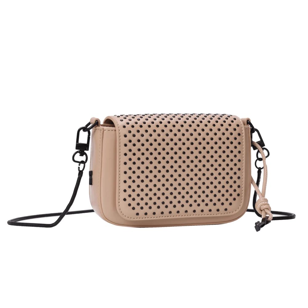 Bolsa Pequena Soft Bege Alça Transversal - vista 2 de 7