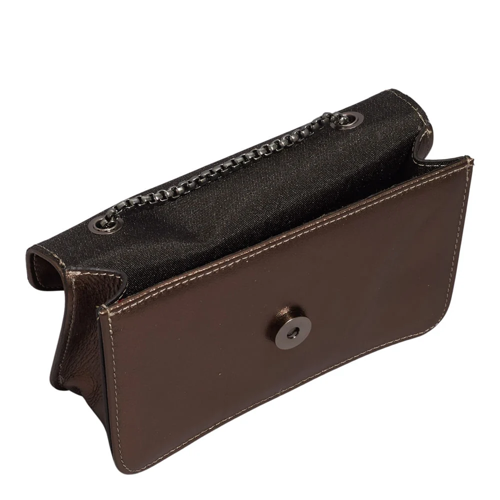 Bolsa Envelope Couro Metalizado Cinza Grafite Alça Transversal Corrente - vista 3 de 3