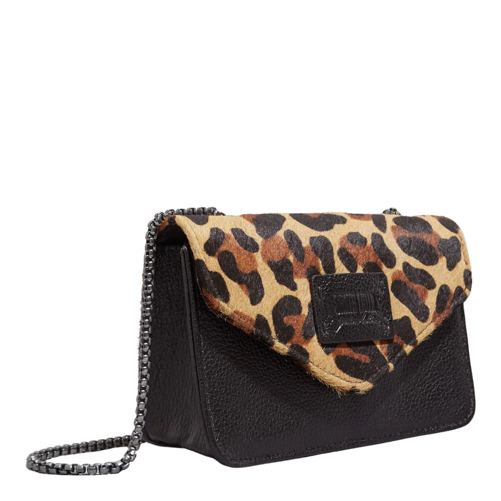Bolsa Envelope Couro Estampa Animal Print Onça Alça Transversal Corrente - vista 2 de 3