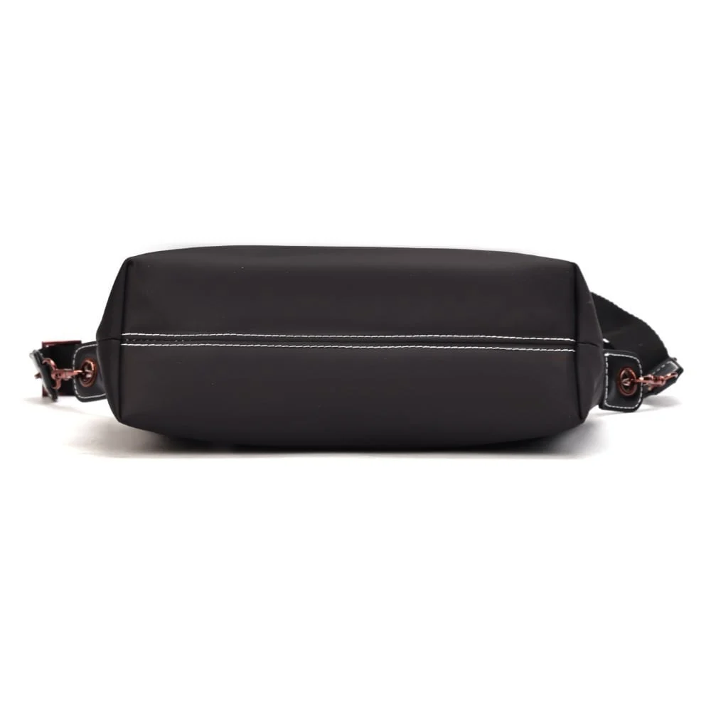 Bolsa Shopper Pequena Nylon Preta Alça Transversal - vista 6 de 7