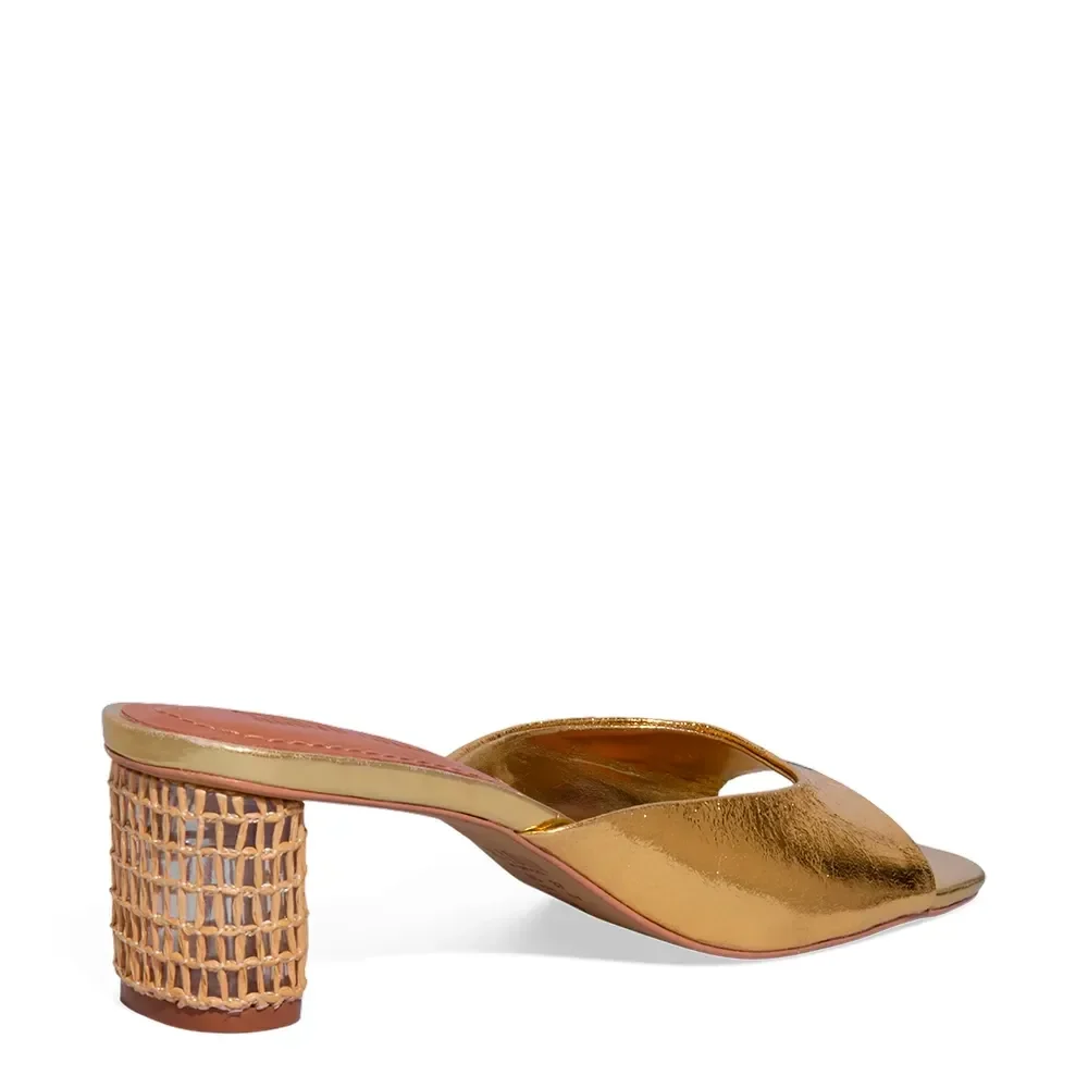 Mule Couro Metalizado Dourado Salto Grosso - vista 3 de 3
