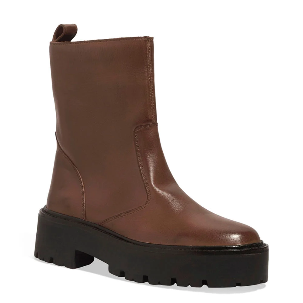 Bota Tratorada Cano Médio Couro Confort Marrom Safari - vista 2 de 3