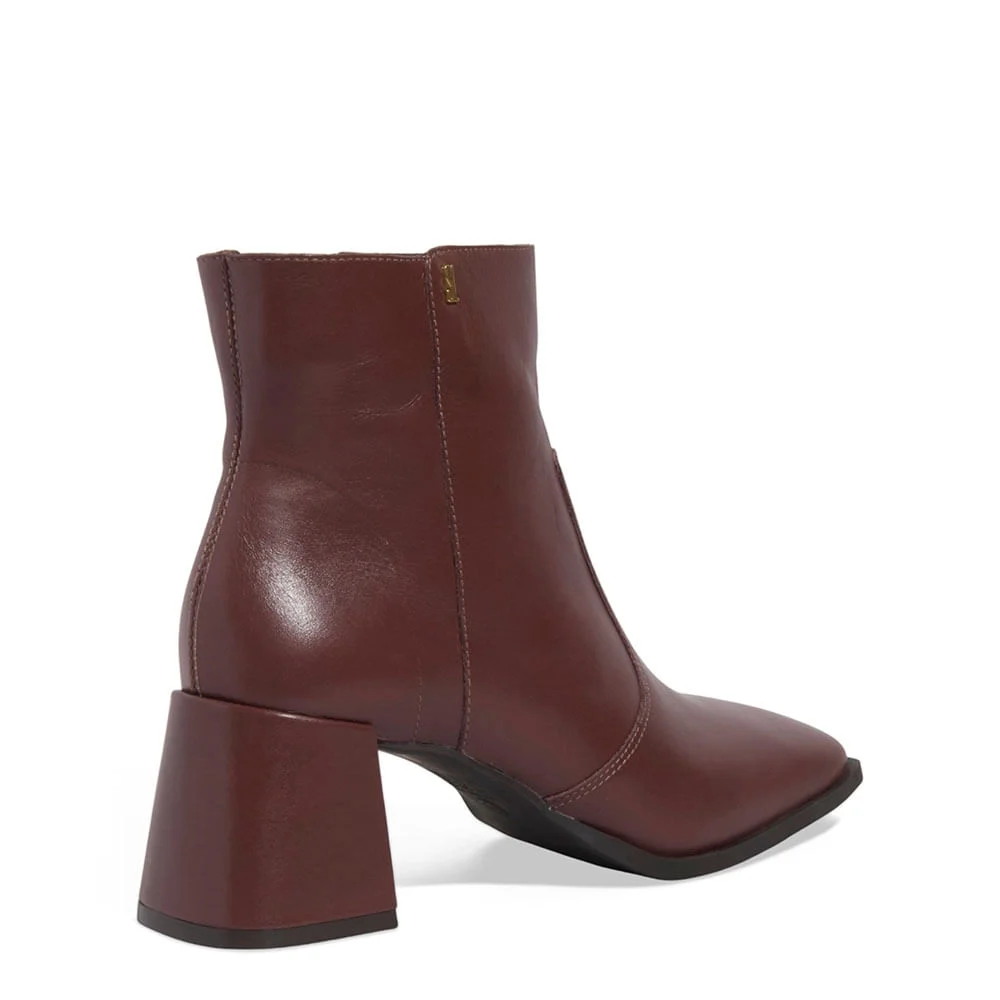 Bota Couro Nobre Soft Cano Curto Salto Grosso Marrom Cocoa - vista 3 de 3