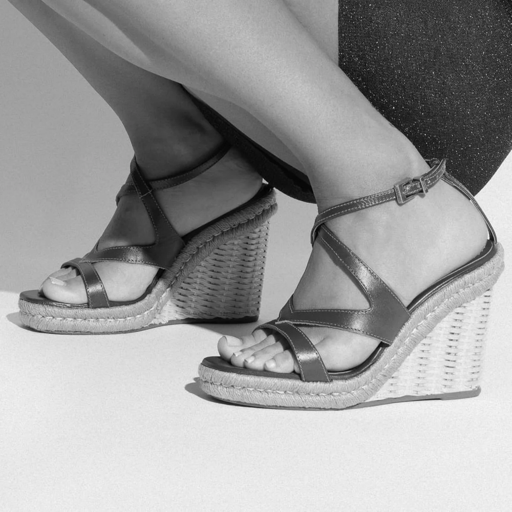 Sandália Espadrille Couro Anabela Preto - vista 2 de 5
