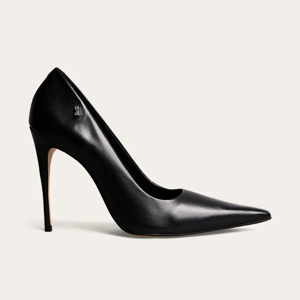 Scarpin Couro Pelica Salto Alto Preto Bico Fino - vista 1 de 3