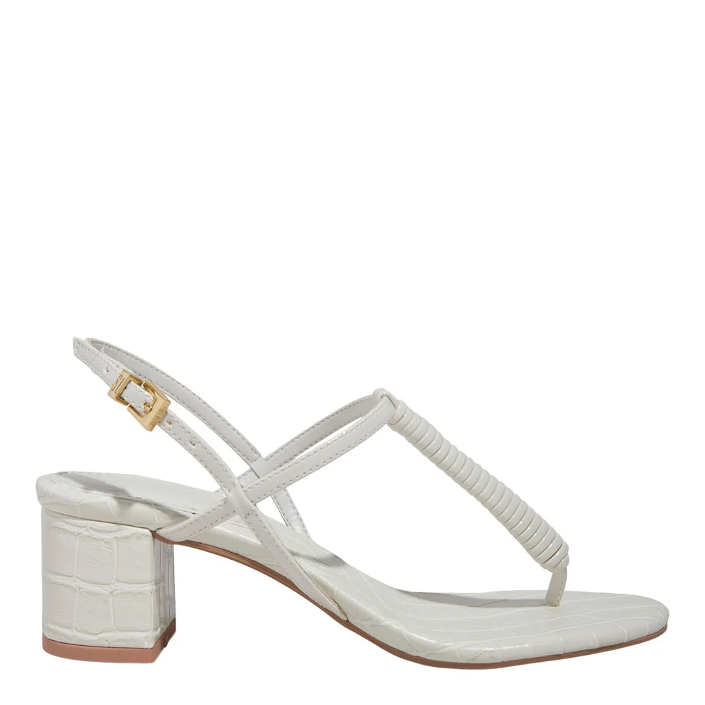 Sandália Verniz Anzeli Off White Salto Bloco Baixo - vista 1 de 3