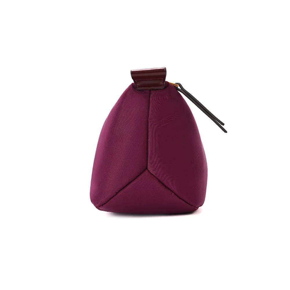 Necessaire Pequena Nylon Roxo Berry - vista 4 de 7