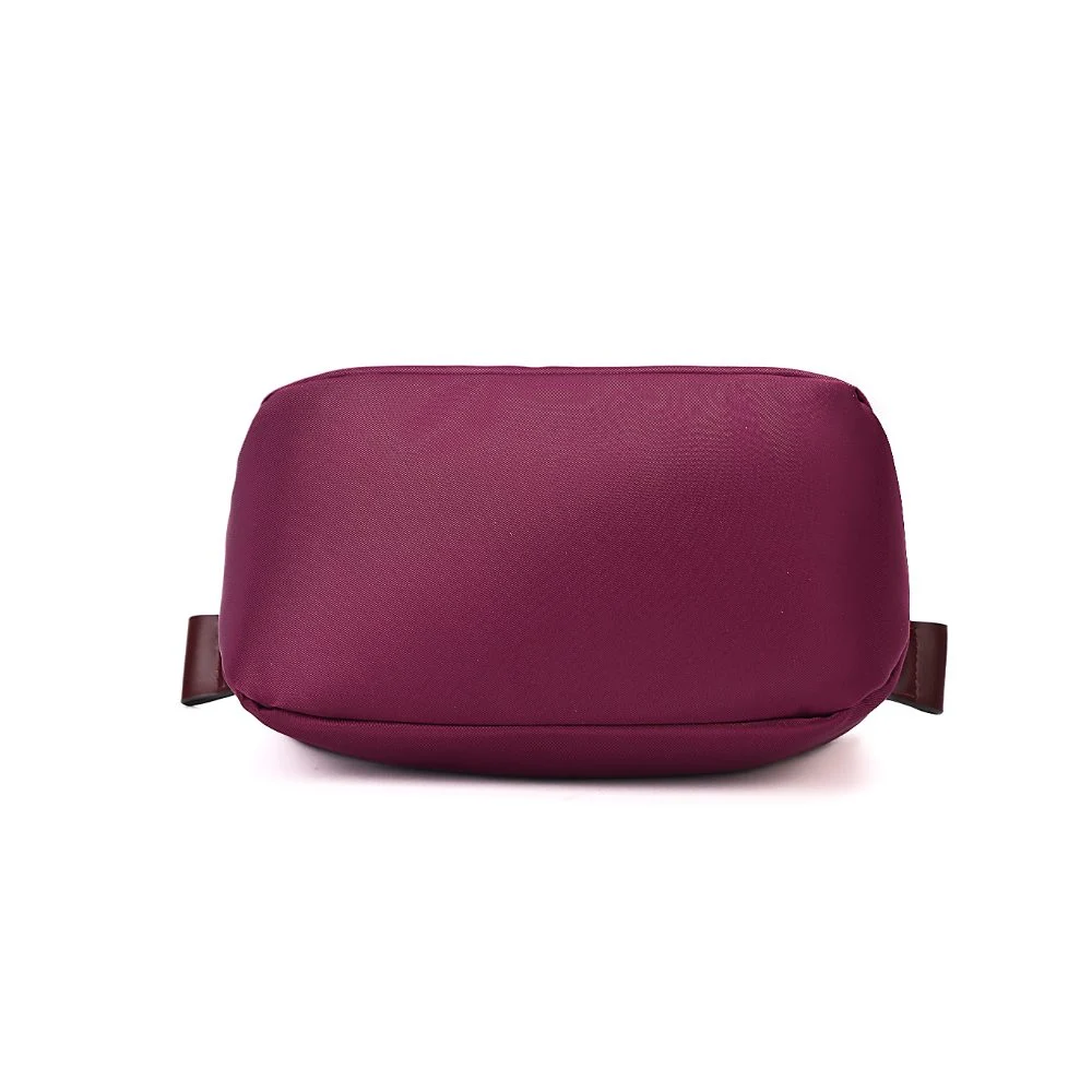 Necessaire Pequena Nylon Roxo Berry - vista 6 de 7