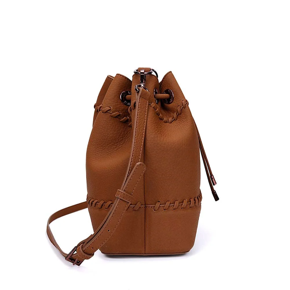 Bolsa Bucket Material Nobuck Marrom Safari Alça Transversal - vista 4 de 7