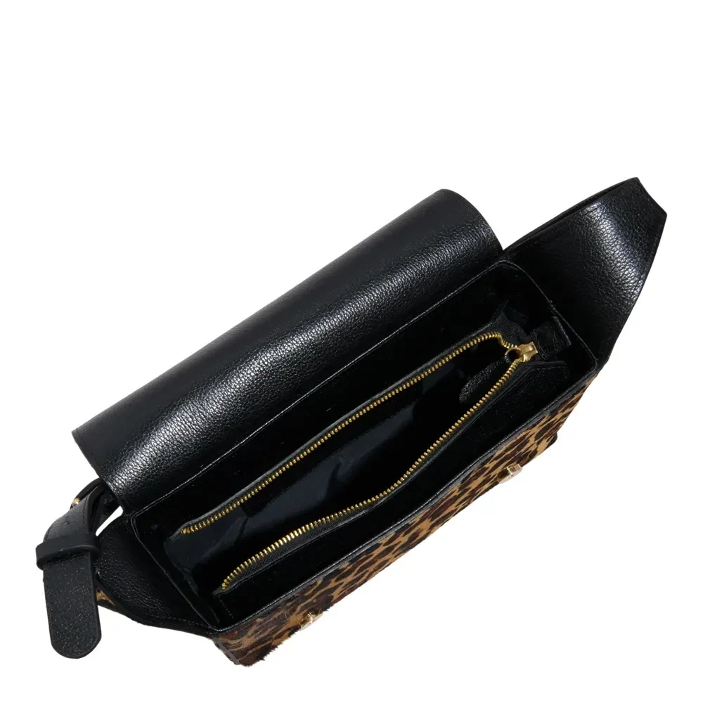 Bolsa Média Couro Estampa Animal Print Onça Alça De Ombro - vista 3 de 3