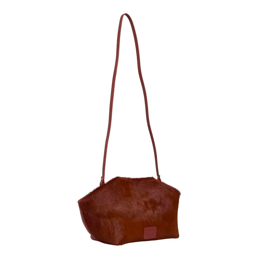 Bolsa Média Couro Pelo Liso Marrom Terracota Alça Transversal - vista 2 de 3