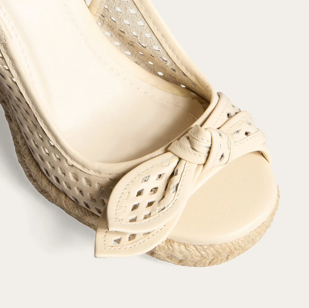 Sandália Espadrille Couro Confort Salto Anabela Off White - vista 3 de 4