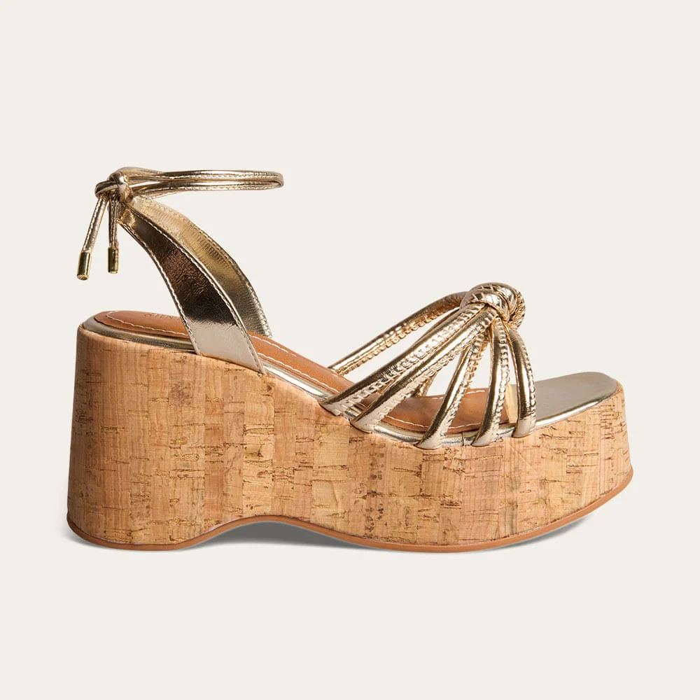 Sandália Espadrille Anabela Metalizada Dourada - vista 1 de 3
