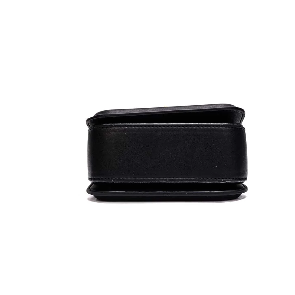 Bolsa Pequena Soft Transversal Preta Black - vista 7 de 8