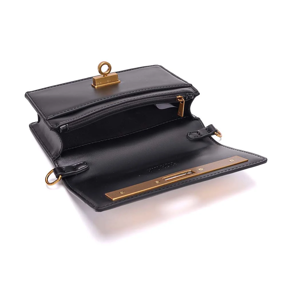 Bolsa Soft Transversal Preta - vista 7 de 8