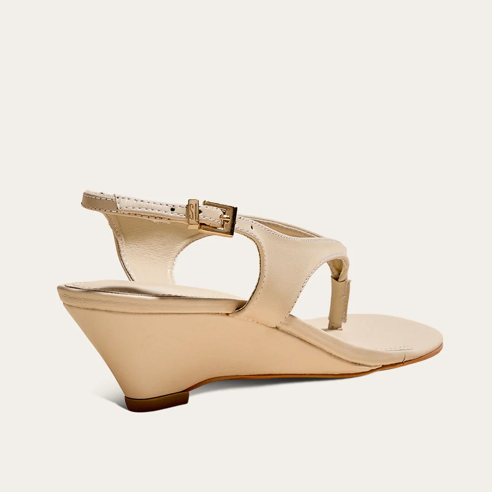 Sandália Thong Napa Soft Off White Salto Anabela - vista 2 de 3
