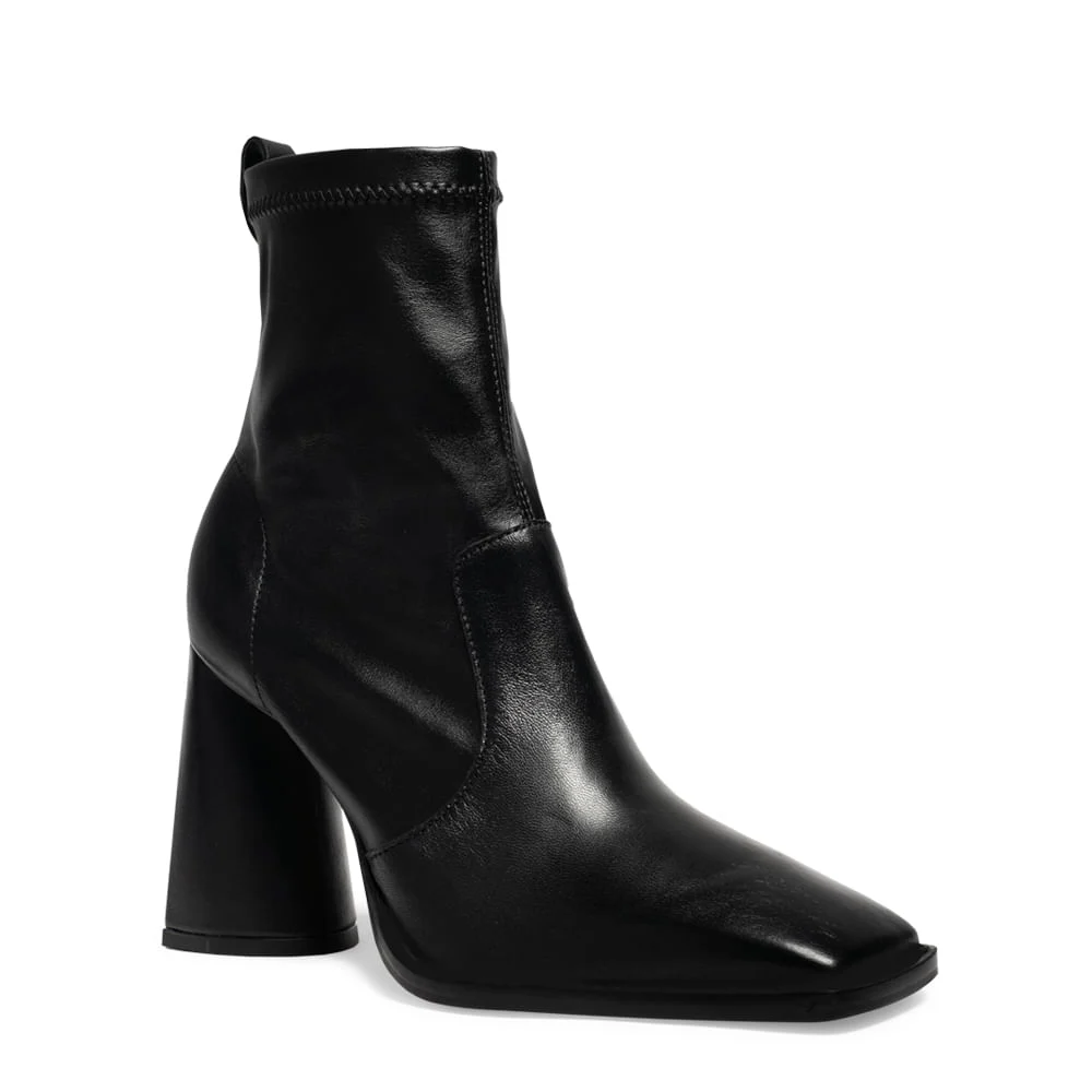 Bota Stretch Preta Couro Salto Alto - vista 2 de 3