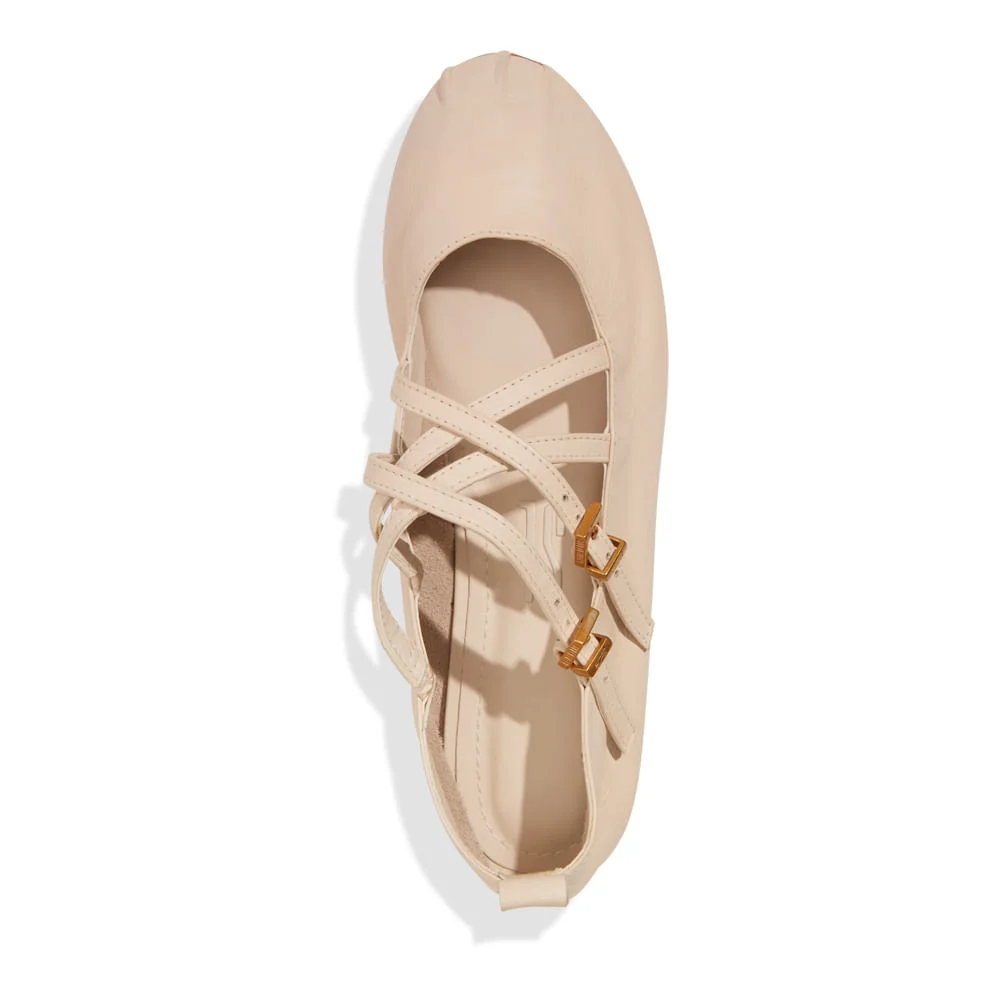 Sapatilha Couro Off White Tiras Cruzadas - vista 4 de 5