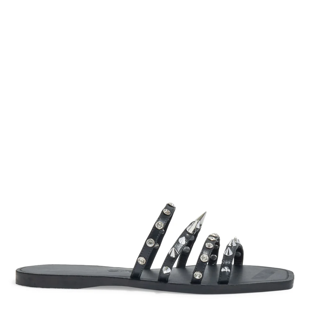 Rasteira Couro Preta Bico Quadrado Spikes - vista 1 de 4
