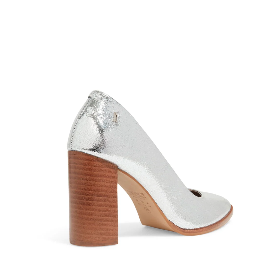 Scarpin Boneca Couro Craquele Salto Bloco Alto Prata - vista 3 de 3